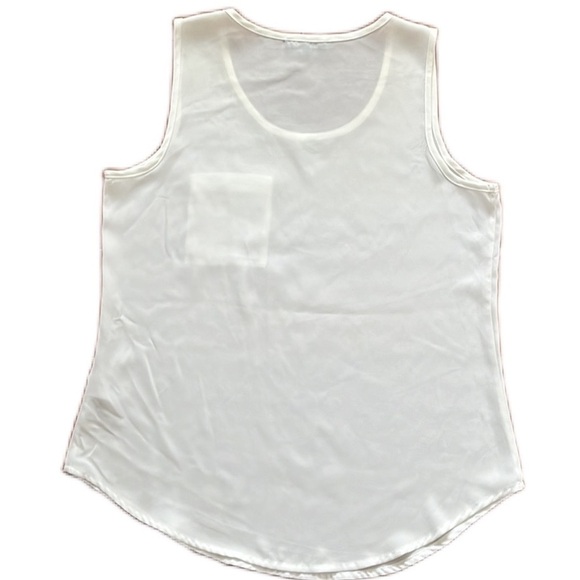 Soprano Ivory Sleeveless front small pocket Size M Top - Picture 2 of 7